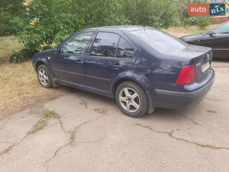 Седан Volkswagen Bora 1999 в Краматорске