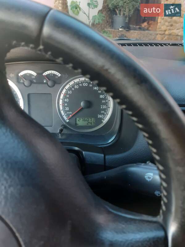 Універсал Volkswagen Bora 2001 в Львові