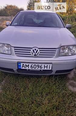 Седан Volkswagen Bora 1999 в Брусилове