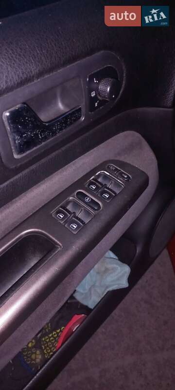 Седан Volkswagen Bora 1999 в Чернигове