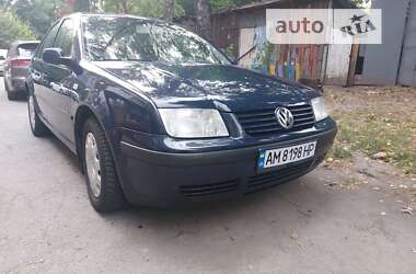 Седан Volkswagen Bora 2004 в Житомире