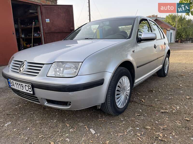 Седан Volkswagen Bora 2000 в Новоукраинке фото Седан Volkswagen Bora 2000 в Новоукраинке