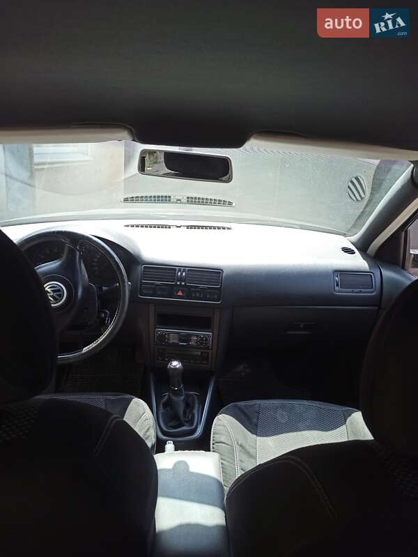 Седан Volkswagen Bora 2002 в Кривому Розі