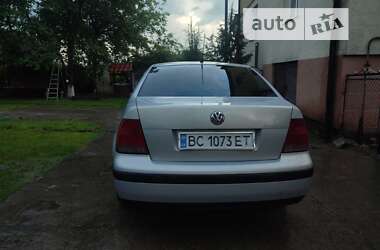 Седан Volkswagen Bora 1999 в Дрогобичі