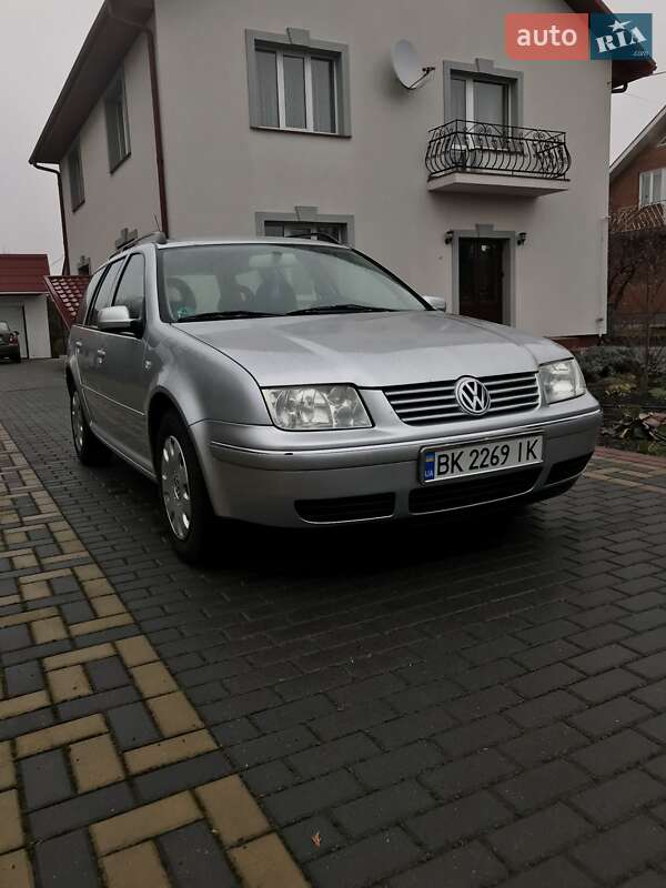 Універсал Volkswagen Bora 2000 в Рівному