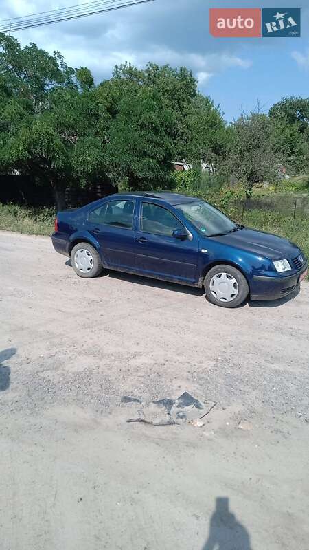 Седан Volkswagen Bora 1999 в 