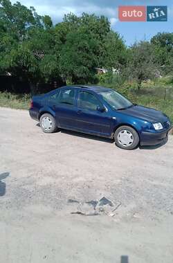 Седан Volkswagen Bora 1999 в 