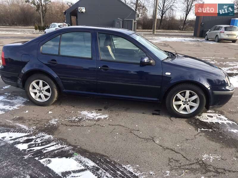 Седан Volkswagen Bora 2000 в 