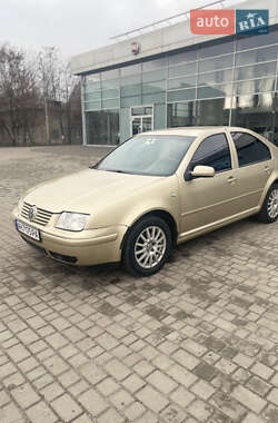 Седан Volkswagen Bora 2001 в Павлограді