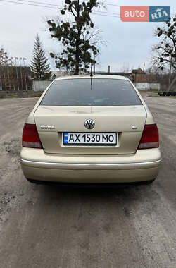 Седан Volkswagen Bora 2003 в 