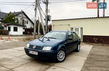 Седан Volkswagen Bora 2002 в Киеве