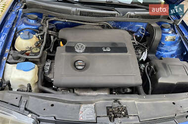 Седан Volkswagen Bora 2001 в 
