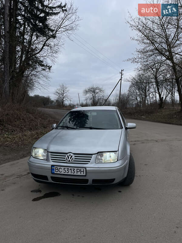 Седан Volkswagen Bora 2005 в Комарному фото 11 Седан Volkswagen Bora 2005 в Комарному
