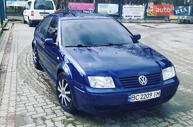 Седан Volkswagen Bora 1999 в Самборе