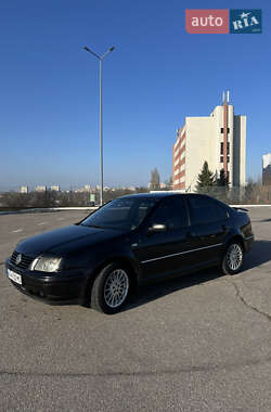 Седан Volkswagen Bora 2002 в Харькове