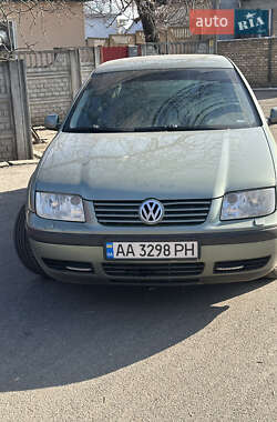 Седан Volkswagen Bora 2003 в Києві