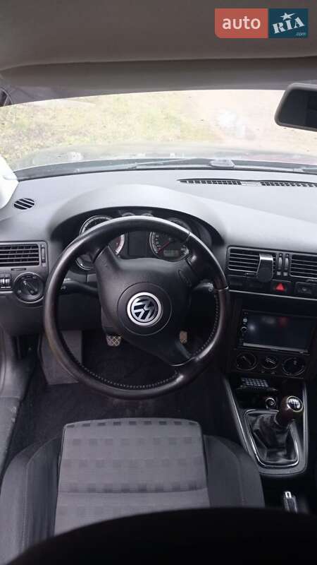 Универсал Volkswagen Bora 2002 в Калуше