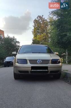 Седан Volkswagen Bora 2003 в Вінниці