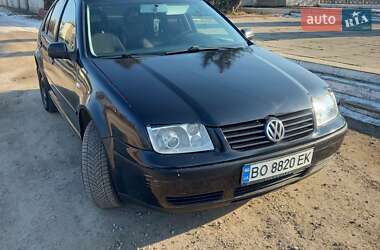 Седан Volkswagen Bora 2000 в Борщеве