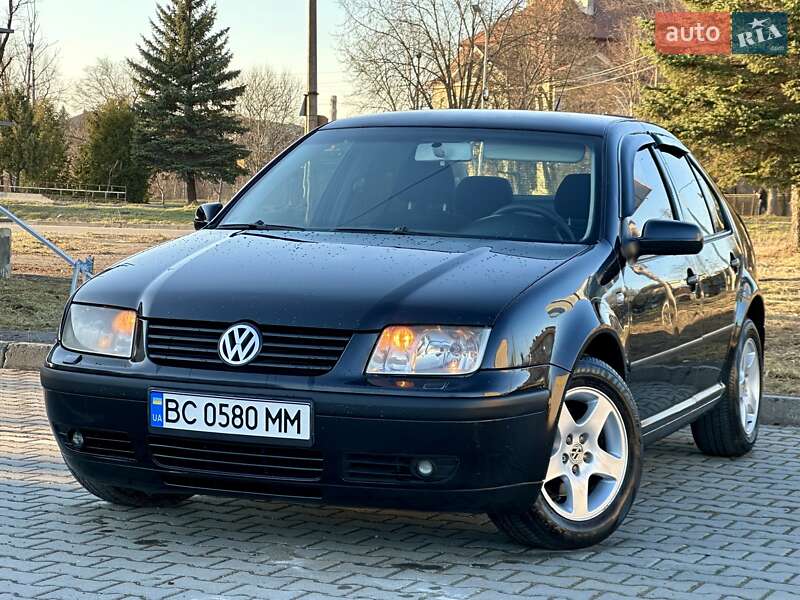 Седан Volkswagen Bora 2003 в 