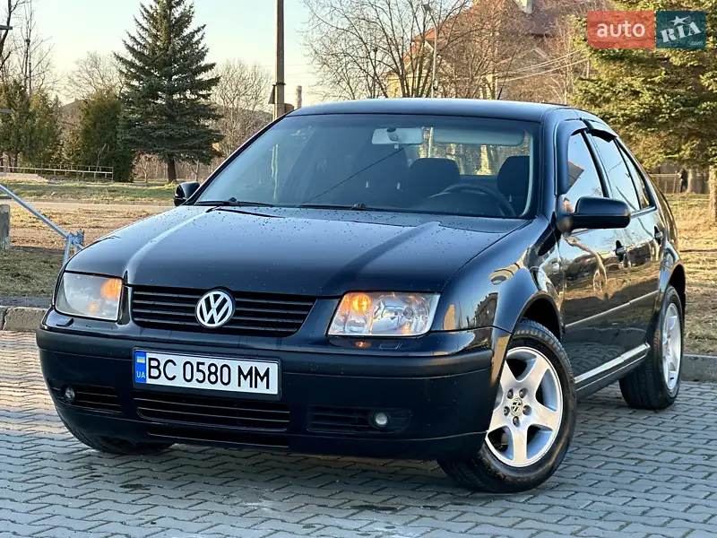 Седан Volkswagen Bora 2003 в 