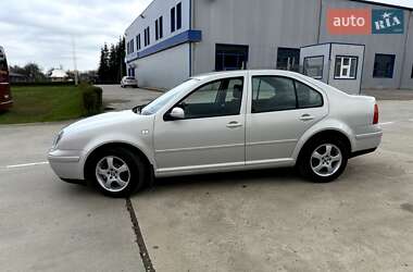 Седан Volkswagen Bora 2000 в 
