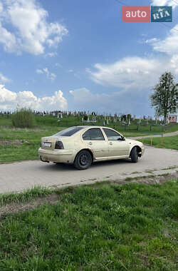 Седан Volkswagen Bora 2002 в 