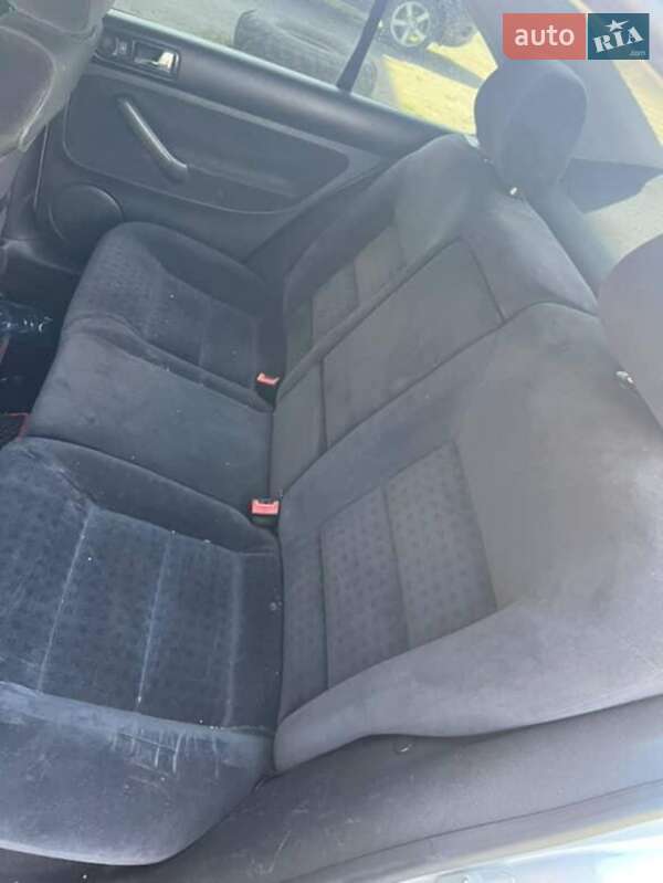 Седан Volkswagen Bora 2002 в Умані