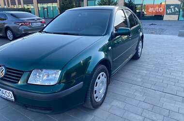 Седан Volkswagen Bora 1999 в 