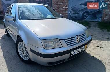 Седан Volkswagen Bora 2000 в Полтаві