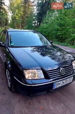 Седан Volkswagen Bora 2002 в Тростянце