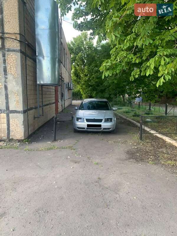 Седан Volkswagen Bora 2000 в Кривому Розі