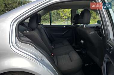Седан Volkswagen Bora 2001 в 