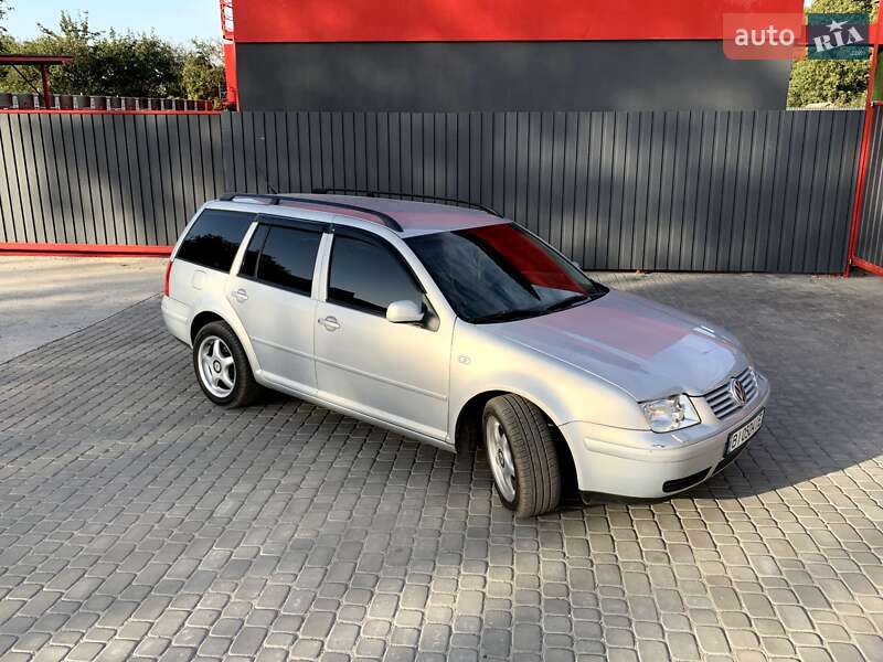 Универсал Volkswagen Bora 1999 в Киеве