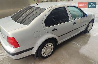 Седан Volkswagen Bora 2000 в 
