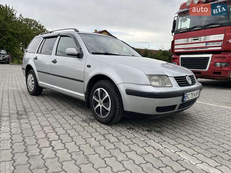 Volkswagen Bora 2002