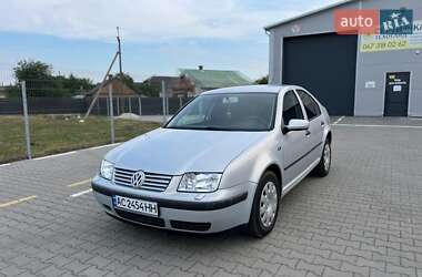 Седан Volkswagen Bora 2000 в 