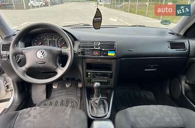 Седан Volkswagen Bora 2000 в 