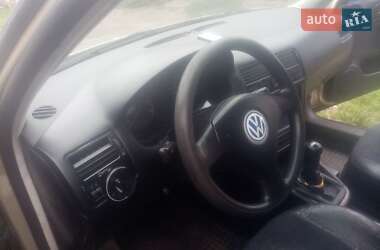Седан Volkswagen Bora 2001 в 