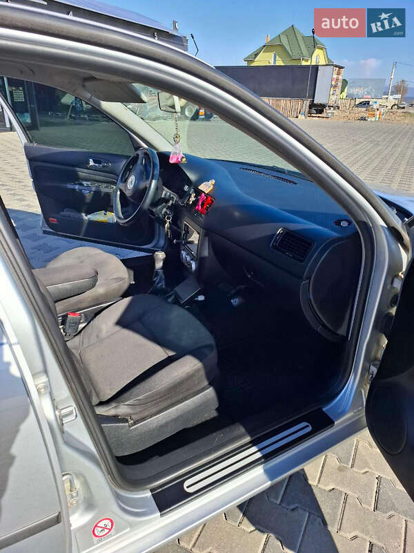 Седан Volkswagen Bora 2000 в Іршаві