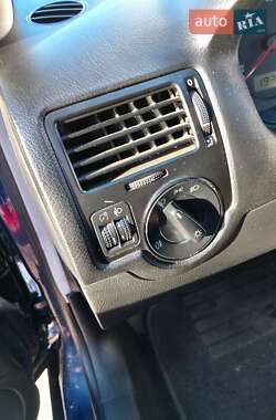 Універсал Volkswagen Bora 1999 в 