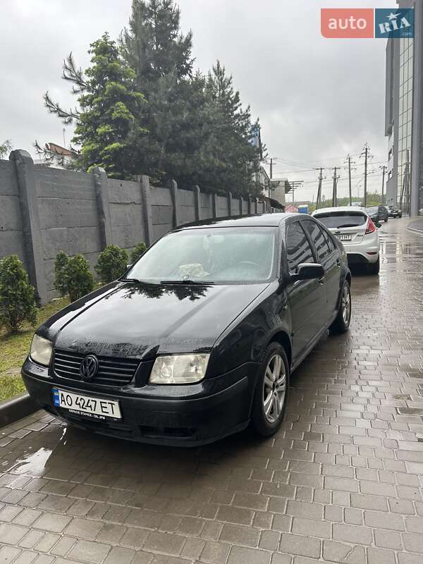 Седан Volkswagen Bora 2001 в Львові