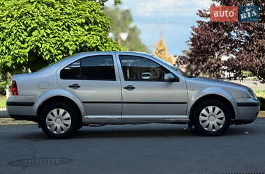 Седан Volkswagen Bora 2003 в 