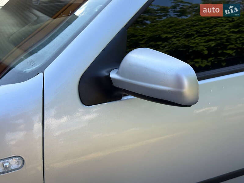 Седан Volkswagen Bora 2003 в Дніпрі