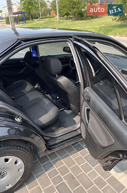 Седан Volkswagen Bora 2005 в 