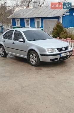Седан Volkswagen Bora 2001 в Снятині
