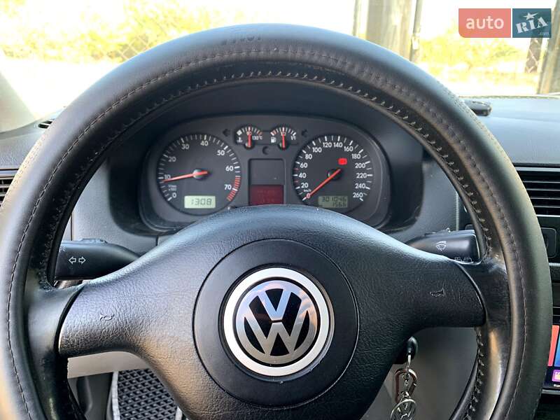 Универсал Volkswagen Bora 1999 в Киеве