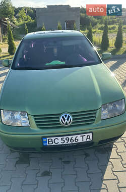 Седан Volkswagen Bora 1999 в Ходореві