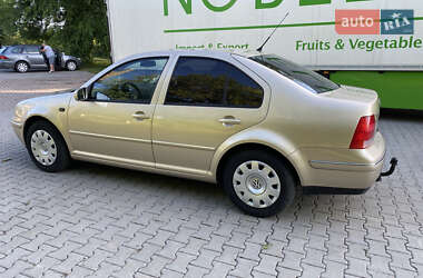 Седан Volkswagen Bora 2002 в 
