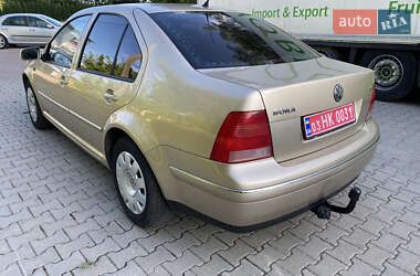 Седан Volkswagen Bora 2002 в 